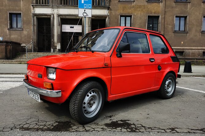 1.5h Crazy Guides' Communism Tour of Nowa Huta in Classic Car - How the tour explains communism through buildings and city layout