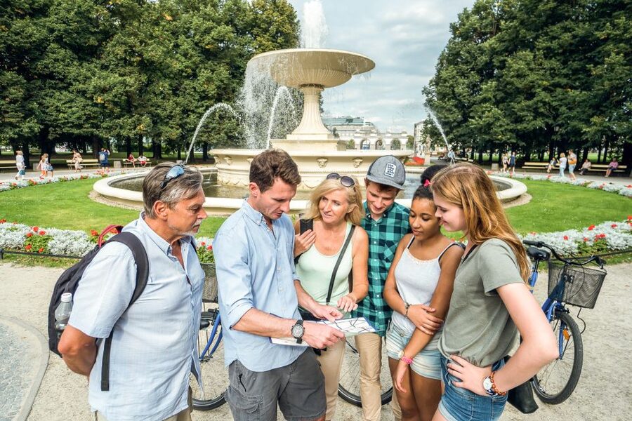 3-Hour Guided Cycling Tour of Warsaw - Where the ride starts near Royal Castle Square