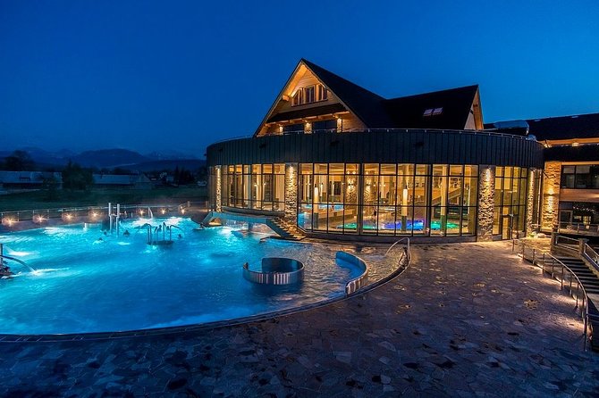 3-Hour Novice Ski Adventure & Relaxing Zakopane or Baths Combo - Chocholowskie Termy Thermal Baths: 2.5 Hours to Recover in the Cold