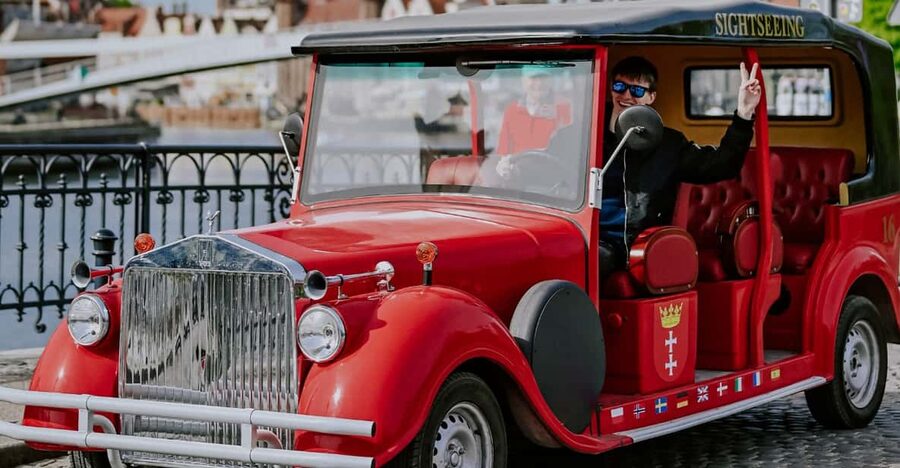 60 min of sightseeing in retro cars, Gdansk - Price and Duration: What $41 for 60 Minutes Actually Means