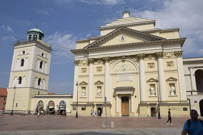 A Journey Through Old Town Warsaw - The Barbican: why this fortification split New and Old Warsaw