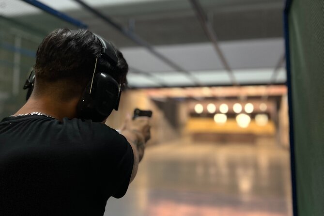 Agvo Shooting Range Experience in Warsaw - Before You Fire: Safety Rules and Technique Setup