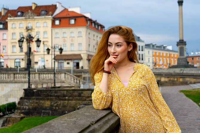 Amazing photo walk through the Old town of Warsaw - What Makes the Photos Feel Natural (Not Forced)