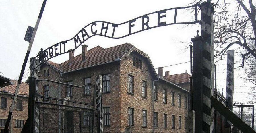 Auschwitz-Birkenau and Krakow Private Car Trip from Katowice - Katowice to Auschwitz and Krakow: The Real Value of Private Car Time