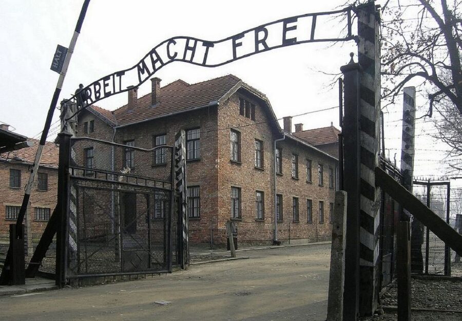 Auschwitz-Birkenau and Krakow Private Car Trip from Katowice - Auschwitz II-Birkenau: Railway Tracks, Gas Chamber Remains, and the Scale You Can’t Shrink