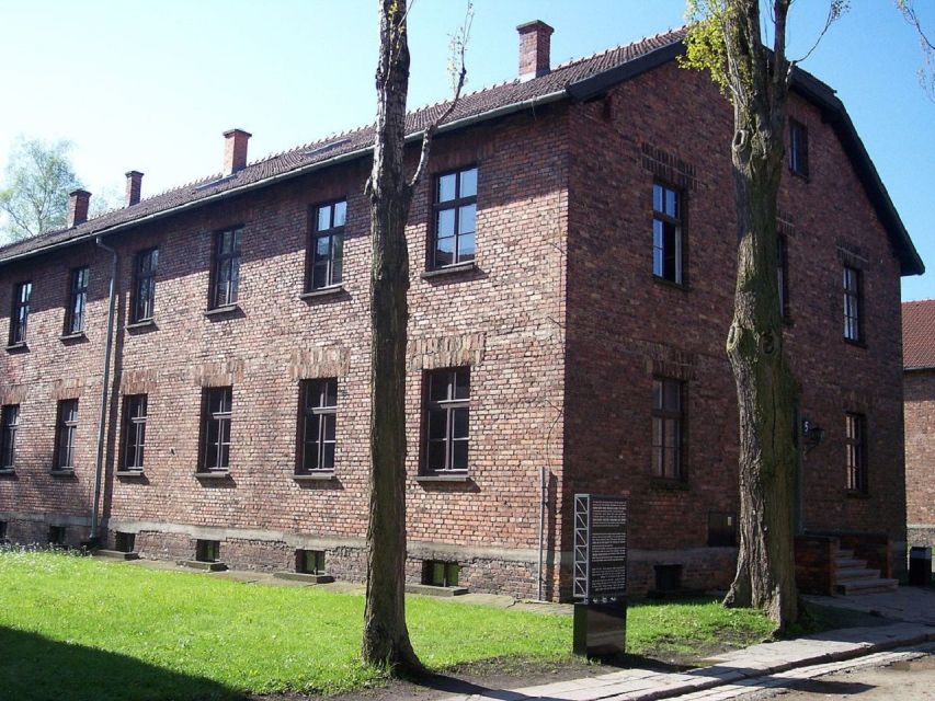 Auschwitz-Birkenau and Krakow Private Car Trip from Katowice - Price for $353 Per Person: What You’re Really Paying For