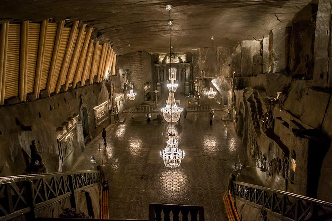 Auschwitz Birkenau and Salt Mine Full Day Guided Tour from Krakow hotel pick up - The Optional Documentary Movie on the Way