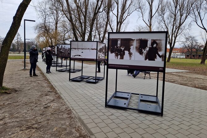 Auschwitz-Birkenau Guided Tour from Krakow opt. with Hotel Pickup - Breaks, meals, and what to do with the in-between time