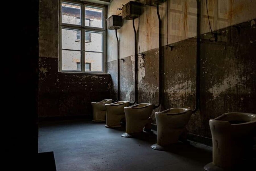 Auschwitz-Birkenau: Skip-the-Line Entry and Guided Tour - Why Skip-the-Line Entry Changes the Visit (In a Good Way)