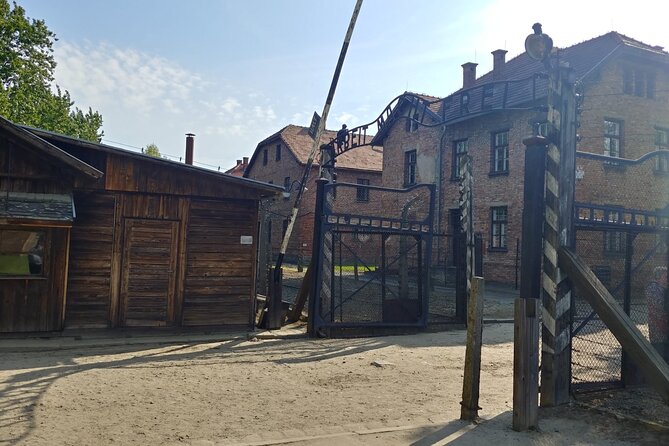 Auschwitz Birkenau Tour with Private Transport from Kraków - Key points at a glance
