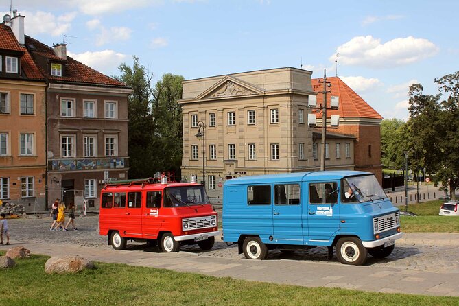 Best of Warsaw - private tour by retro minibus with hotel pickup - Praga Polnoc across the Vistula: a different Warsaw mood