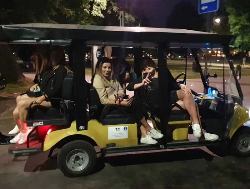 City Tour Cracow golf car plus Cruise on the Vistula River. - The one-hour Vistula River cruise with multilingual audio