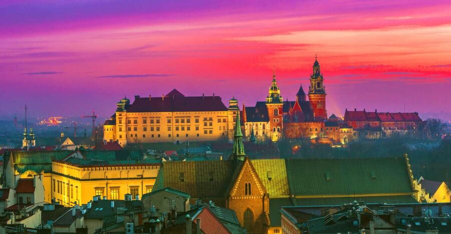 Creepy Krakow: 2-Hour City Walking Tour - How the guide storytelling makes the difference (Susanna, Stefan, Navia, and more)