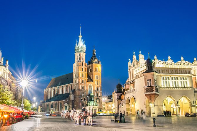 Creepy Krakow City Walking Tour - The guides: what makes the stories land
