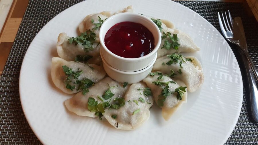 DAILY Warsaw Traditional Food Tasting & Guided Old Town Tour - Price and value: what $175 buys you, and where it can feel tight