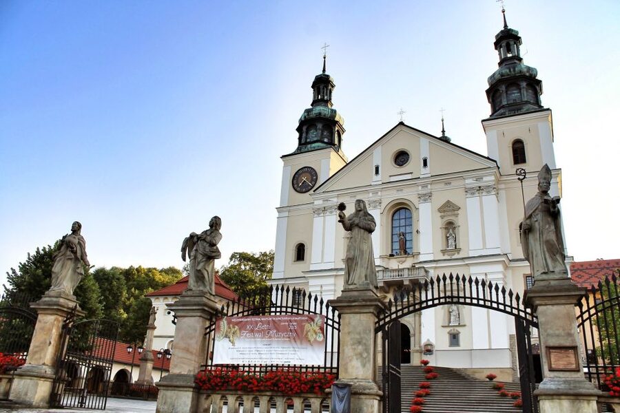 Day Tour: Traces of Pope John Paul II near Krakow - Price and Value: What $122 Buys You