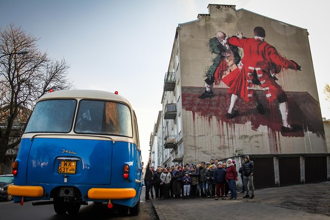 Discover the Dark Side of Warsaw in Praga District by Retro Bus - Center-to-Praga wayfinding: Date Palm, WWII basement stories, and what you notice when you look