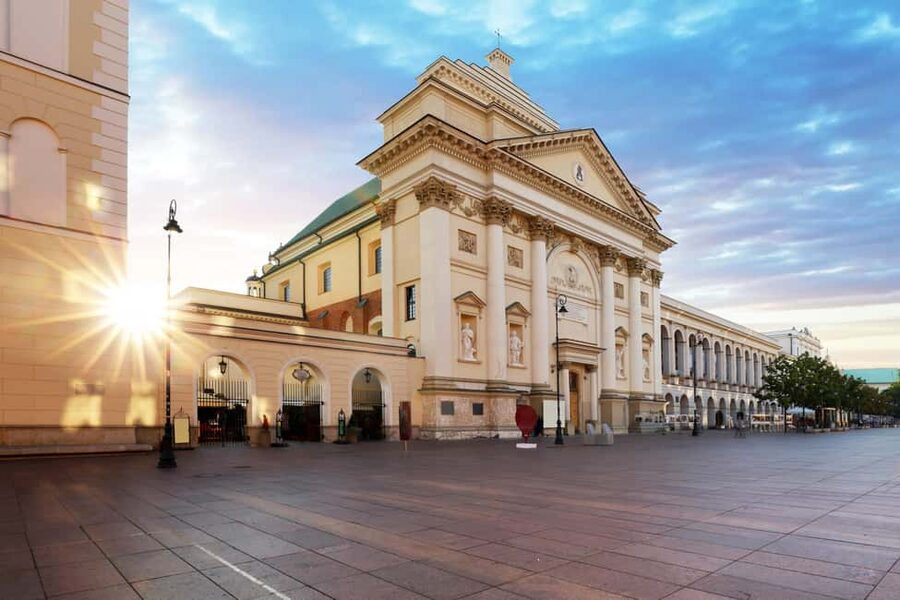 Eco Bike Tour of Warsaw Old Town, Top Sights and Nature - Why Warsaw highlights feel easier on two wheels