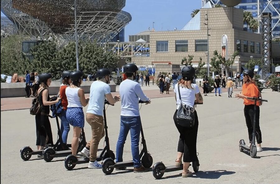 Electric Scooter Tour: Full Tour (Old Town + Shipyard) 3hour - Old Town on Two Wheels: St. Mary’s Basilica, Golden Gate, and the Great Armory