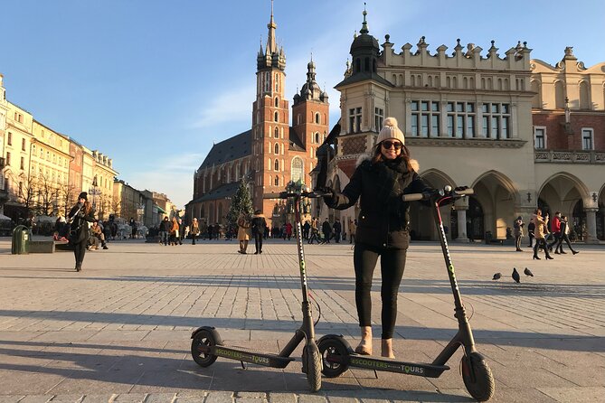 Electric Scooter Tours Kraków - Wawel Royal Castle Viewpoint and the Wawel Dragon Legend