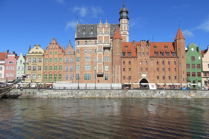 First Time in Gdańsk? Private Tour of Old Gdańsk’s Highlights - Ulica Mariacka and St. Mary’s Church: The Classic Gdańsk Moment