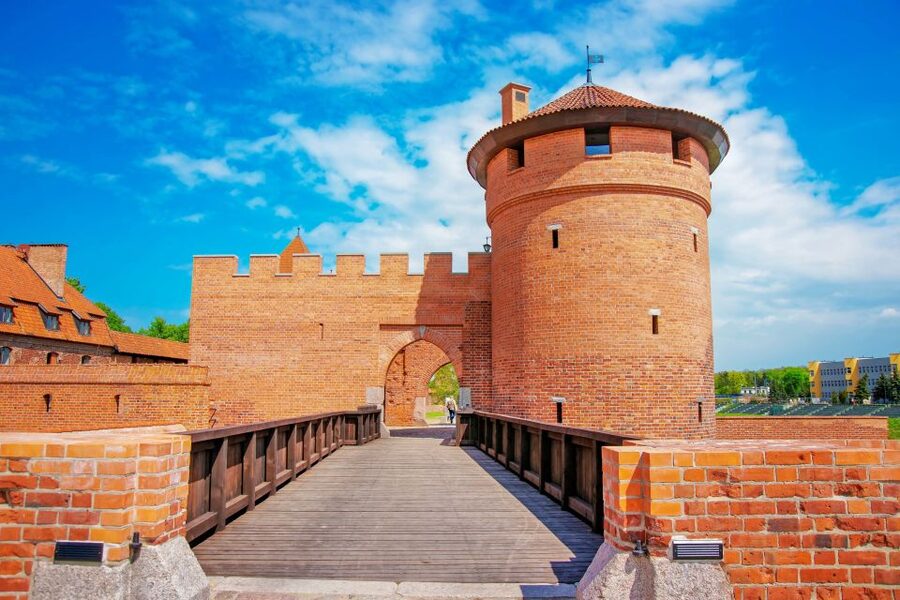 From Gdansk: Malbork Castle Half-Day Private Tour - The Castle Walk: What You See and Why It Matters