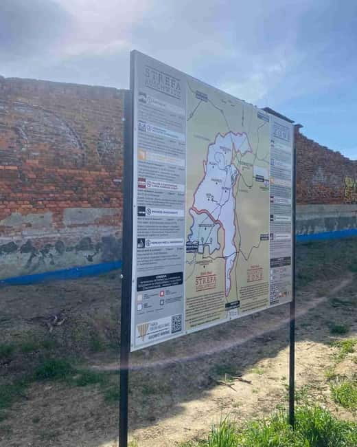 From Kracow: Auschwitz Complex Alternative Tour - The Villas, Gravel Pits, and Punishment for Clergy and the Intelligentsia
