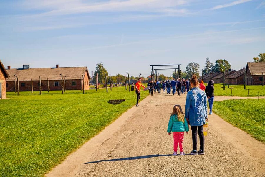 From Krakow: Auschwitz-Birkenau Day Tour with Pickup - Host Support and Guide Materials: Small Things That Make You Feel Less Lost