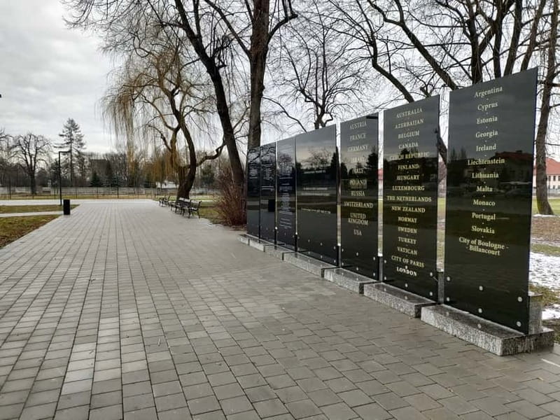 From Krakow: Auschwitz-Birkenau Guided Full-Day Tour - The Short Transfer Break: Reset Without Looking Away