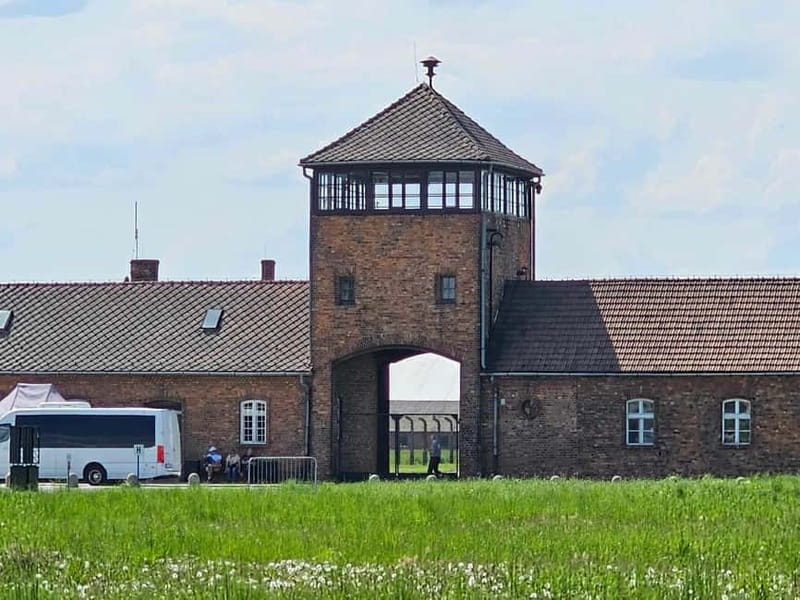 From Krakow: Auschwitz-Birkenau Guided Tour with Pickup - Why an Auschwitz-Birkenau Guided Day Trip From Krakow Works