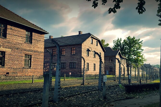 From Krakow: Auschwitz-Birkenau: Guided Tours & Private Transport - Auschwitz I in about two hours: what you’ll actually be walking through