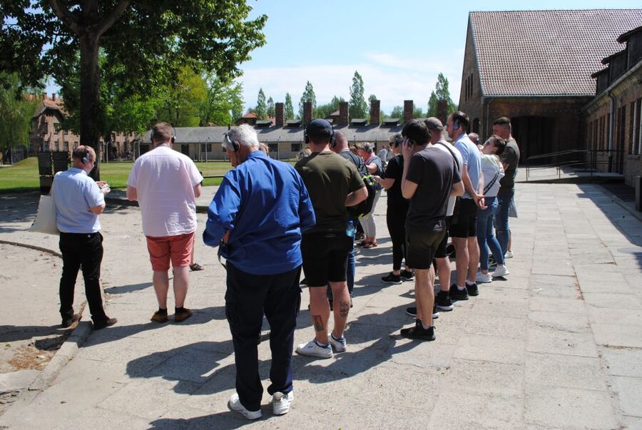 From Krakow: Auschwitz-Birkenau Live Guided Tour & Pickup - Tickets, bags, and the ID check: the stuff that can trip you up