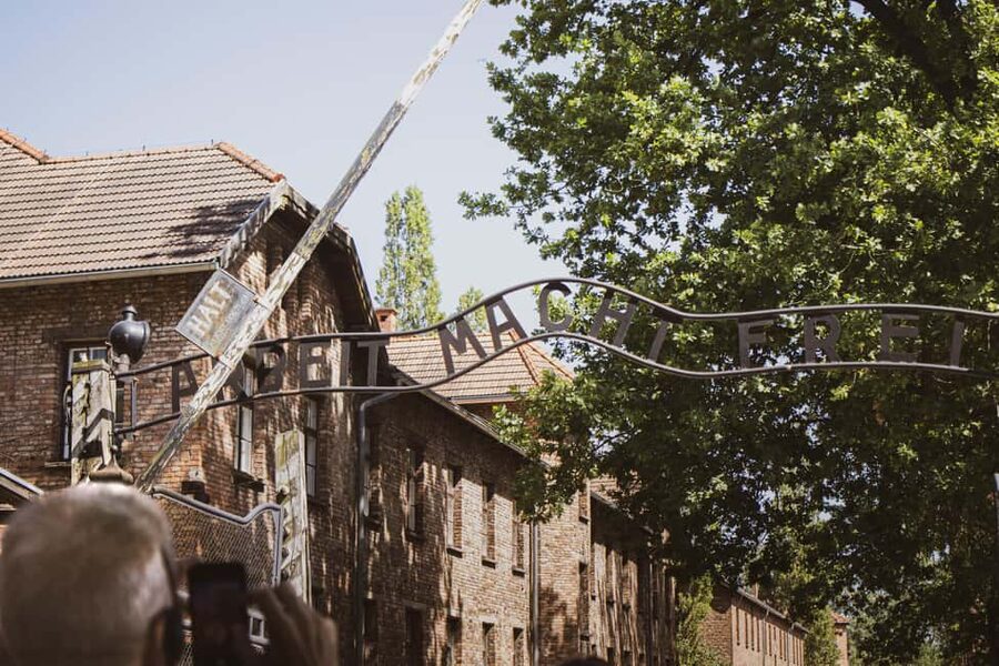 From Krakow: Auschwitz-Birkenau Live Guided Tour & Pickup - Getting picked up: timing, pickup points, and what to plan for