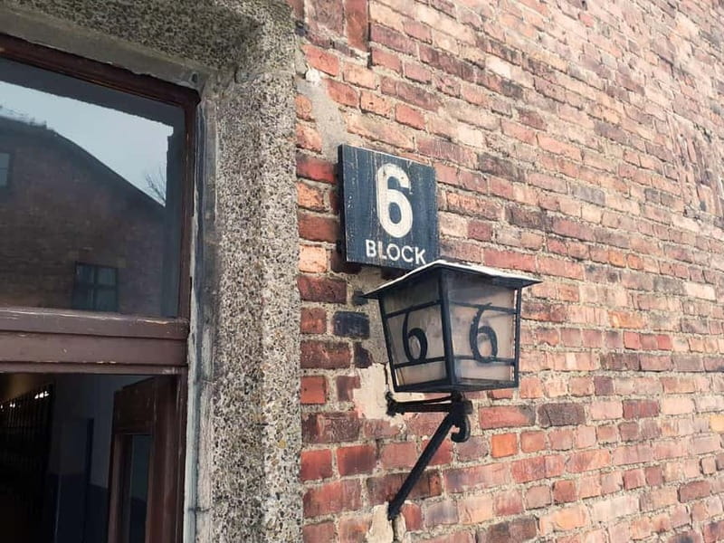 From Krakow: Auschwitz Birkenau Tour with Transfer - Krakow to Auschwitz, what the transfer gets right