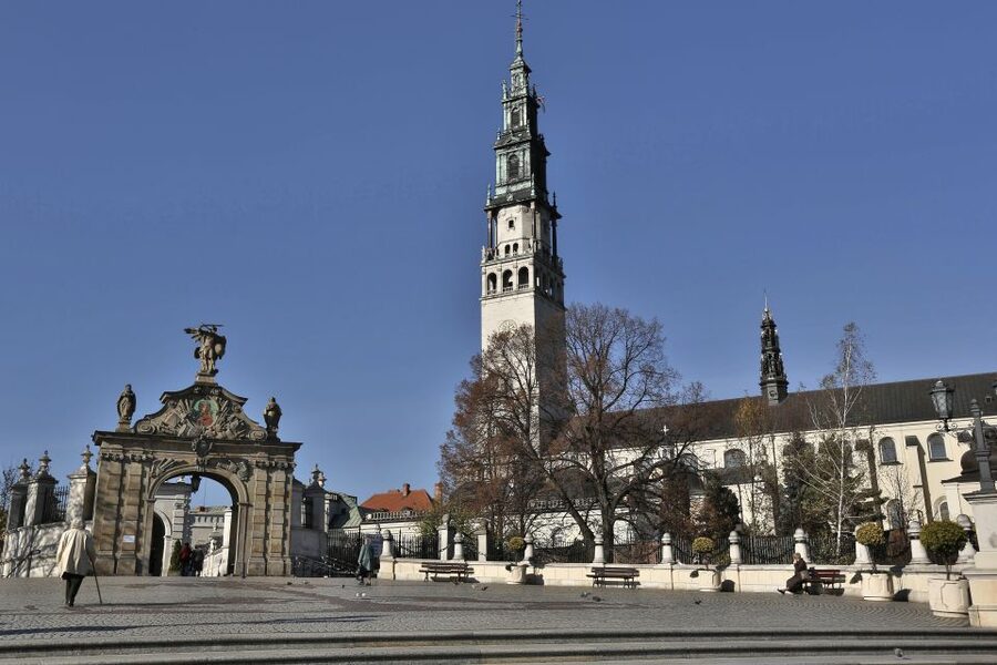 From Krakow: Częstochowa "Black Madonna" Day Tour - Key highlights you’ll feel right away