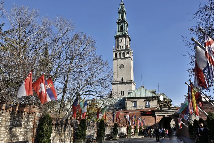 From Krakow: Czestochowa - The Black Madonna - The option to attend Mass during the break