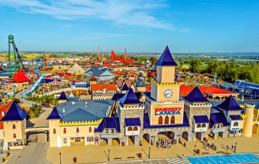 From Krakow: Energylandia Amusement Park Ticket & Transport - Extreme Zone and the coasters: where you go for real adrenaline
