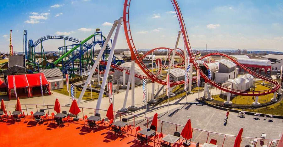 From Krakow: Energylandia Amusement Park Ticket & Transport - Fast Pass for headline coasters: use it like a tool, not like a lottery ticket