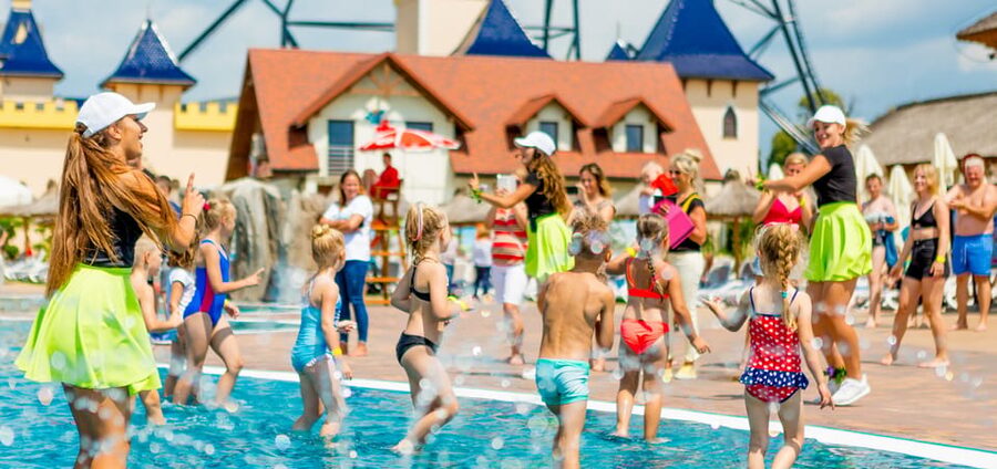 From Krakow: Energylandia Park Open Ticket & Pickup Options - Getting there: the one-hour van ride and why timing matters