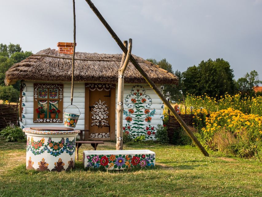 From Krakow: Guided Tour of Zalipie - From Krakow pickup to the countryside drive you will actually enjoy