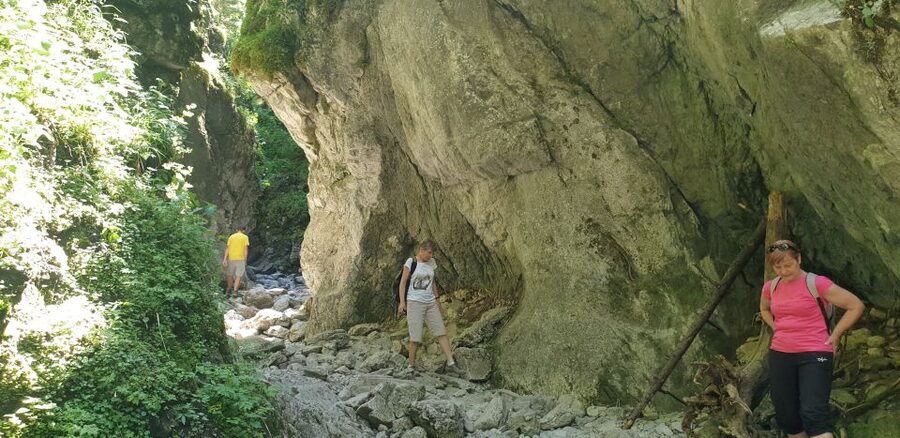 From Krakow: Hiking in the Tatra Mountains and Thermal baths - A day that starts in Kraków and ends in warm water