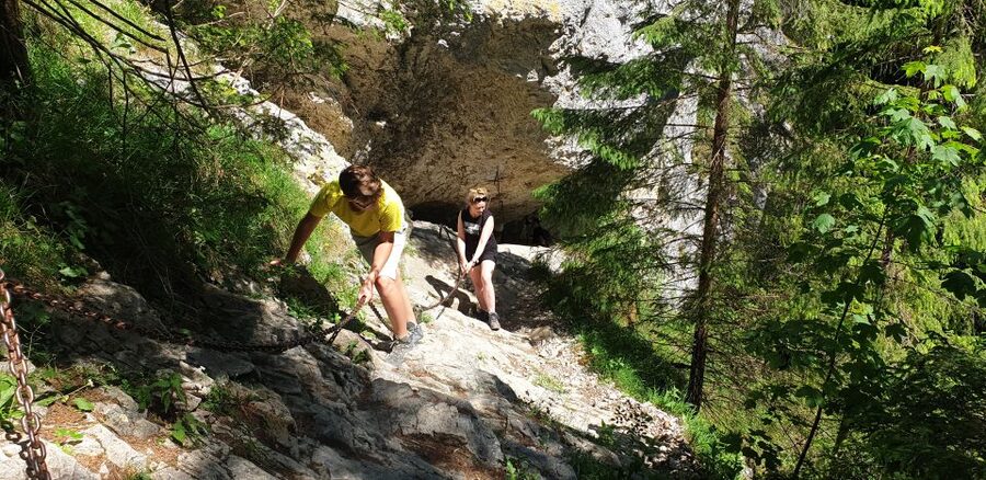 From Krakow: Hiking in the Tatra Mountains and Thermal baths - Price and value: what you’re paying for and what you still handle