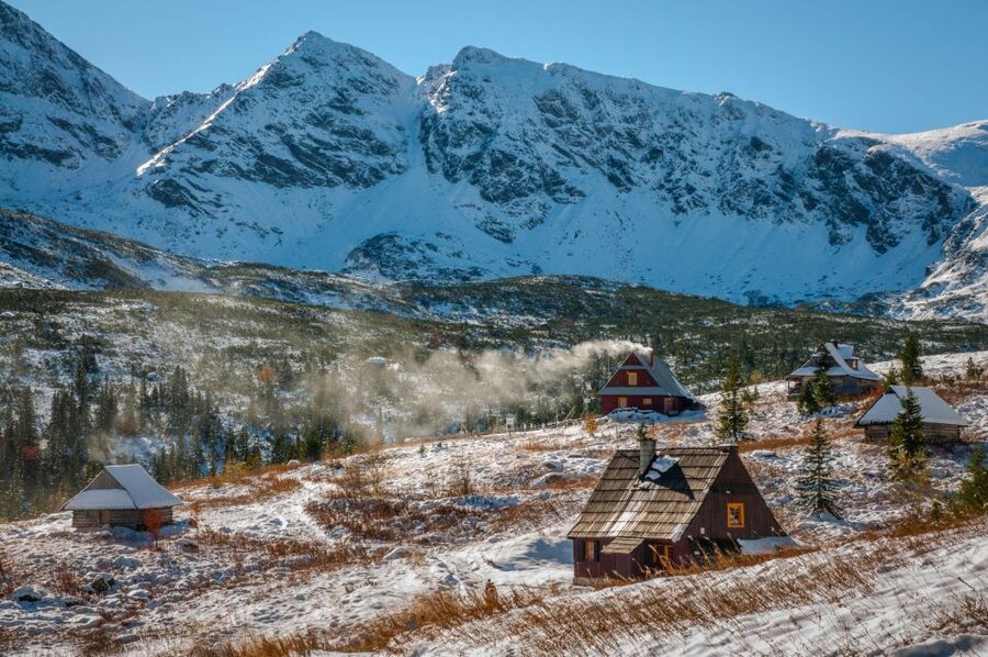 From Krakow: Hot Springs and Zakopane with Gubałówka - Chochołów’s wooden houses and the Góral way of life