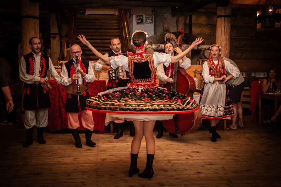 From Krakow: Polish Folk Show with All-You-Can-Eat Dinner - Dinner setup: 3 courses plus cold and warm buffets
