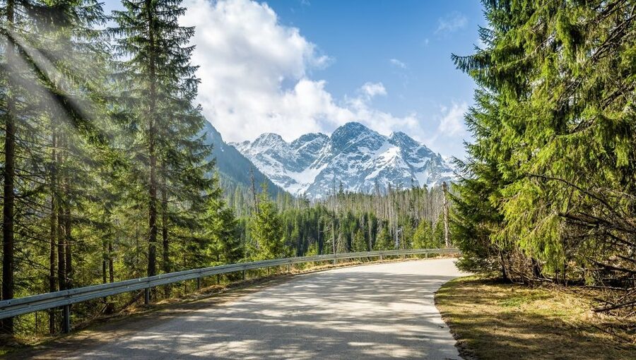 From Krakow: Tatra Mountains and Morskie Oko Hike - What the English guide adds to your day