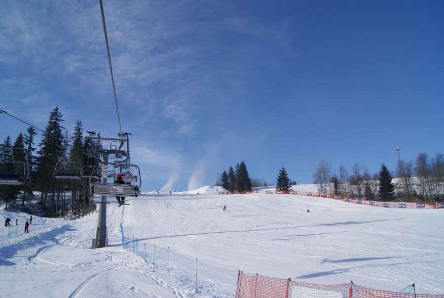 From Kraków: Tatra Mountans Ski Trip and Thermal Baths Visit - Chochołów Thermal Baths: warm recovery at 30 to 38°C