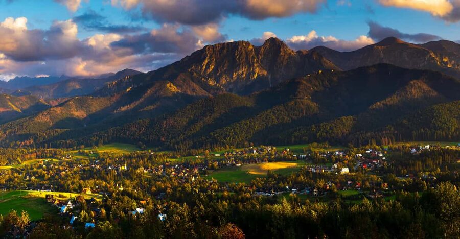 From Krakow: Tour to Zakopane with Tasting & Hotel Pickup - Witów and the cheese you watch get made