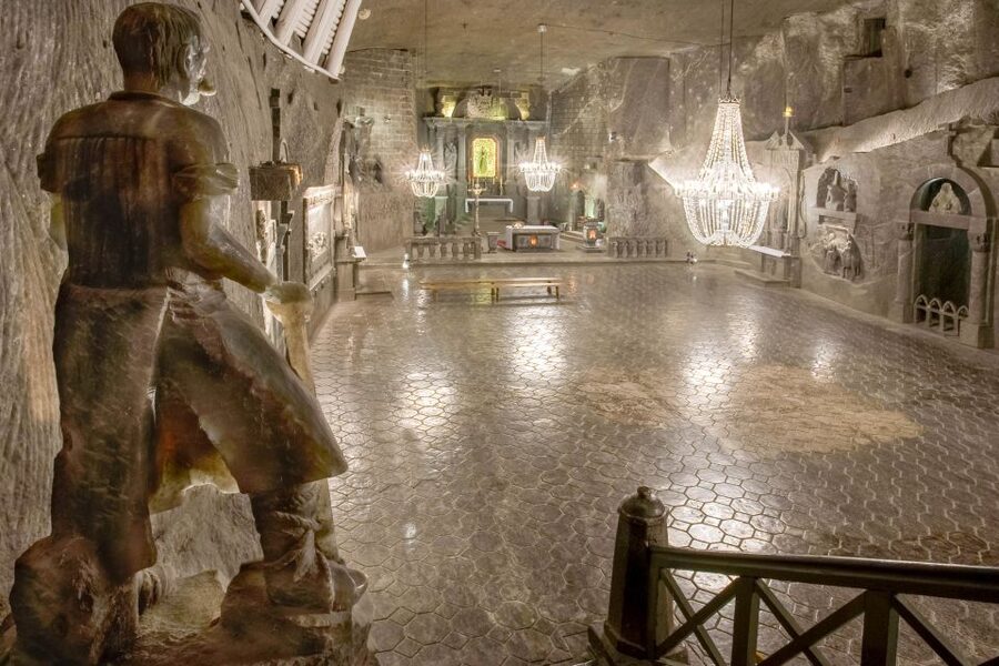 From Krakow: Wieliczka Salt Mine Tour - Return to Krakow: the lift, the long walk out, and finding your ride