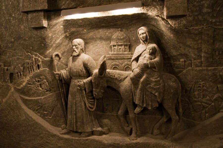 From Krakow: Wieliczka Salt Mine Tourist Route - Who should book this Wieliczka Salt Mine tour, and who shouldn’t