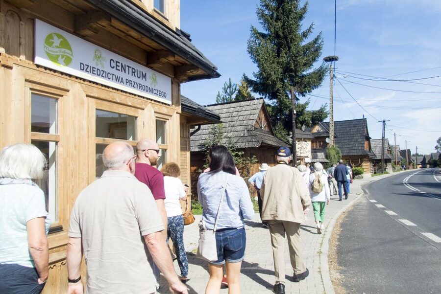 From Krakow: Zakopane and the Tatra Mountains - Guide Style, Pace, and Comfort on the Road